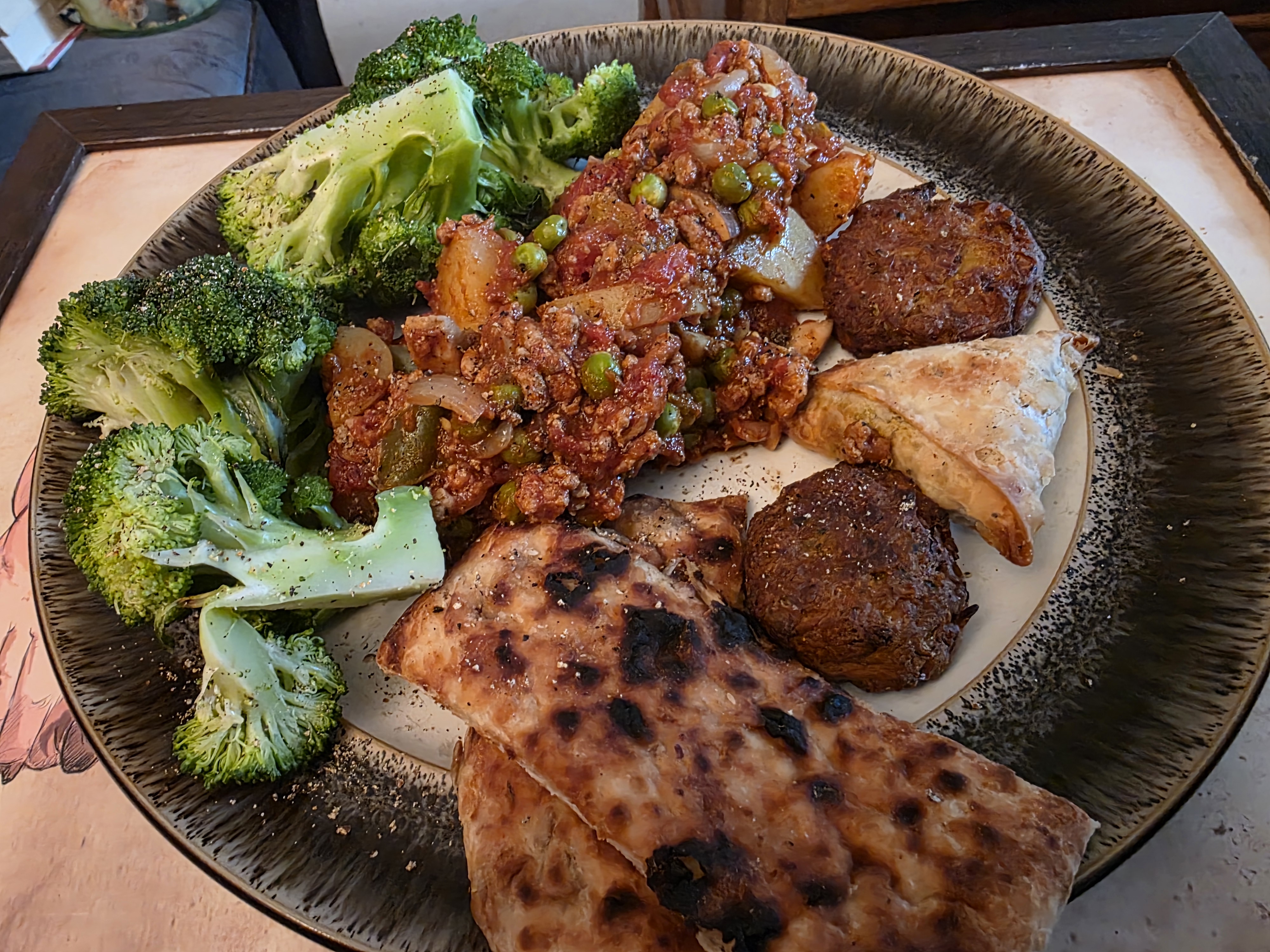 Keema Aloo Matar with Chapatis and Onion Bhajis