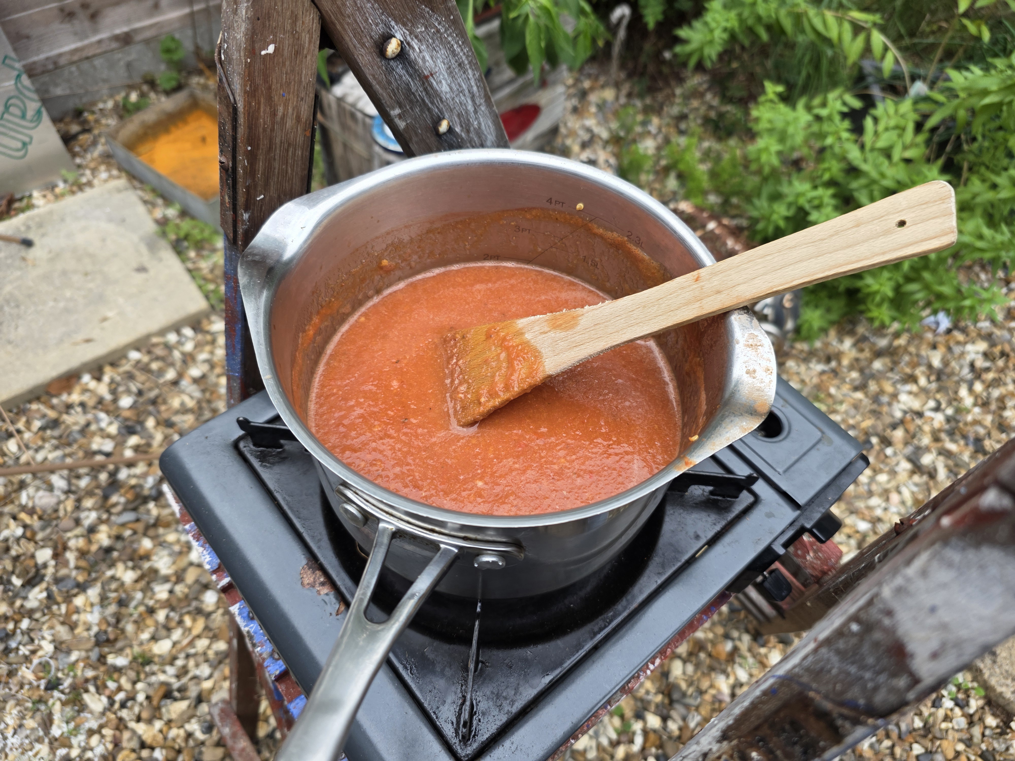 Simmering the blended sauce